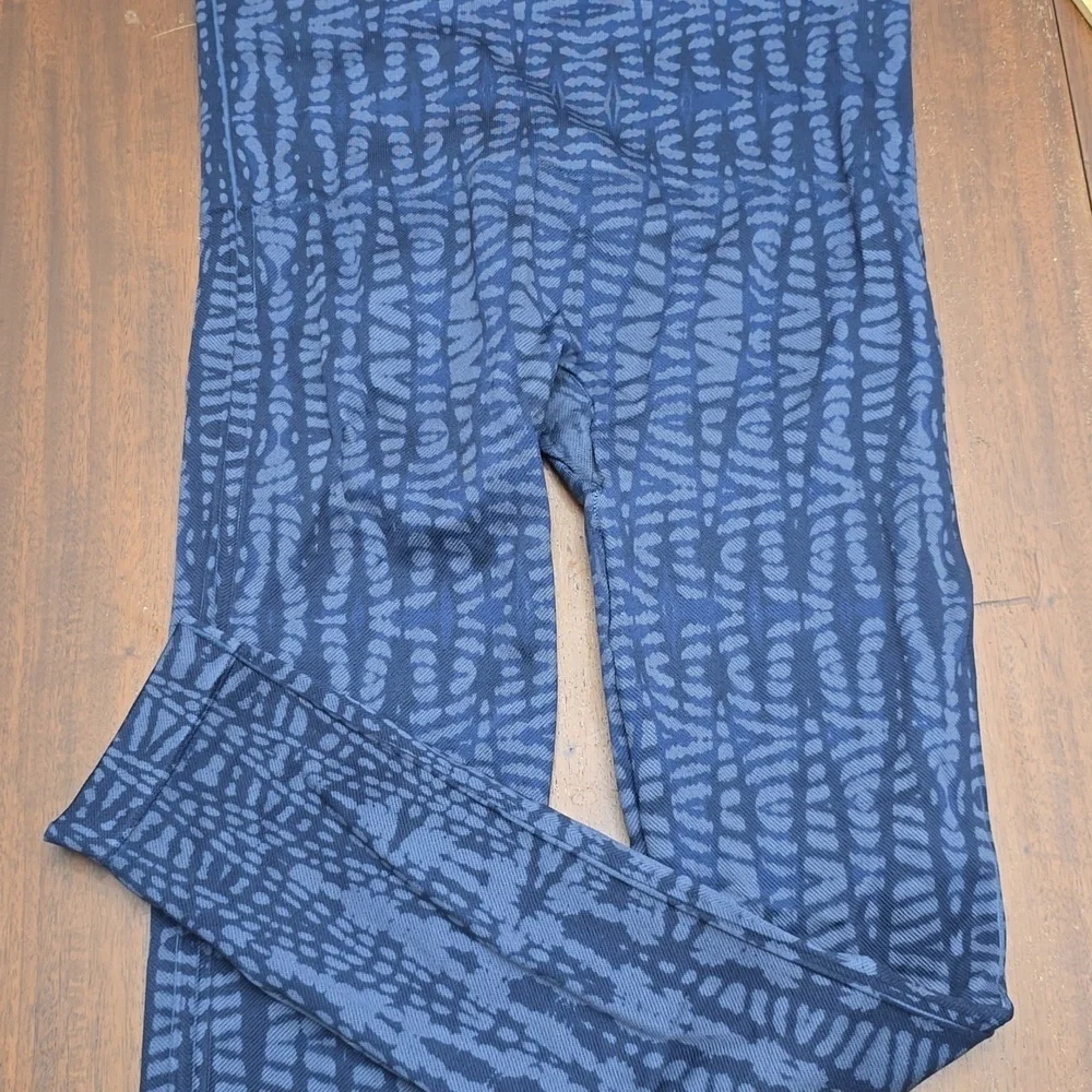 SPANX tights Navy Blue Pattern Sz M WIDE BAND HIGH WAISTED - Picture 3 of 6